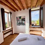 Casale Torresquadrata アパート *
