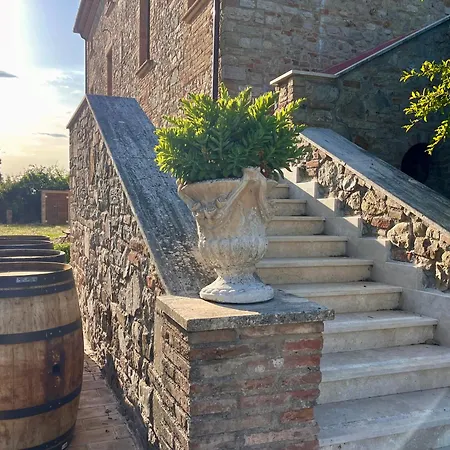 Casale Torresquadrata 아파트 토티