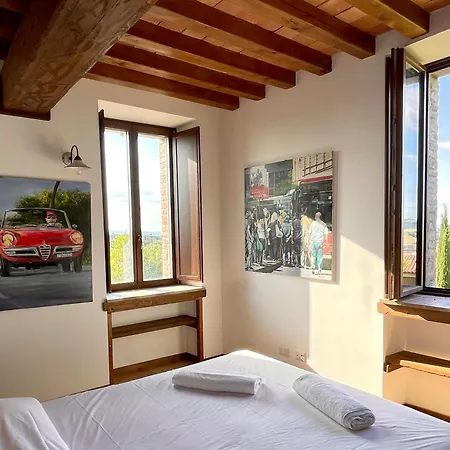 Casale Torresquadrata 아파트 *