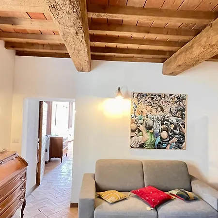 아파트 Casale Torresquadrata