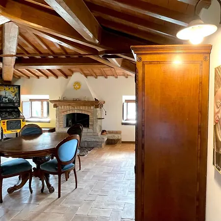 아파트 Casale Torresquadrata *