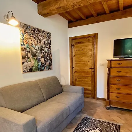 Casale Torresquadrata 아파트 토티