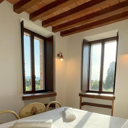 Casale Torresquadrata Apartment